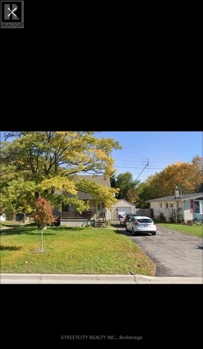 Property Photo:  324 Briarhill Avenue Main Unit  ON N5Y 1N8 