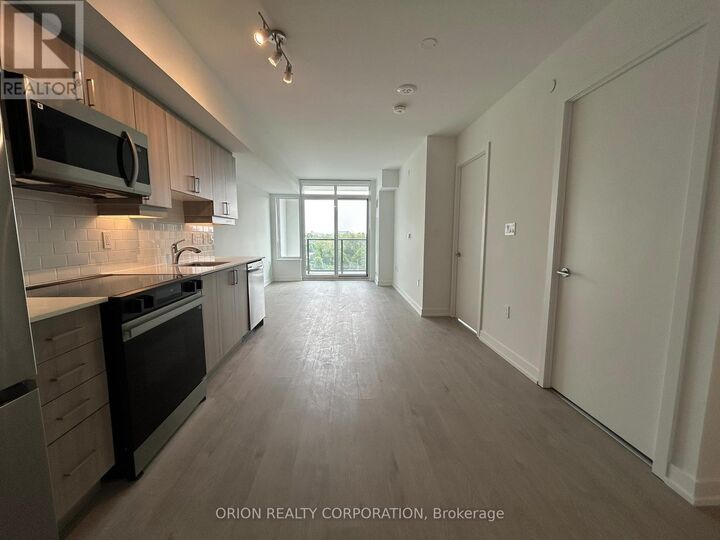 Property Photo:  556 Marlee Avenue 712  ON M6B 0B1 