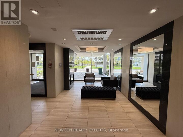 Property Photo:  725 Don Mills Road 1903  ON M3C 1S8 