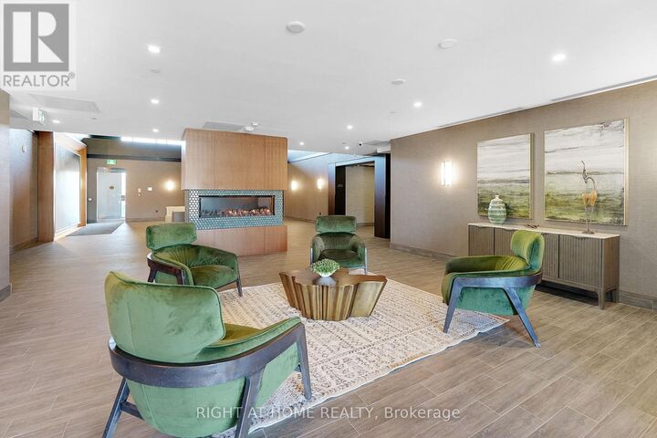 Property Photo:  460 Dundas Street East 905  ON L8B 2A5 