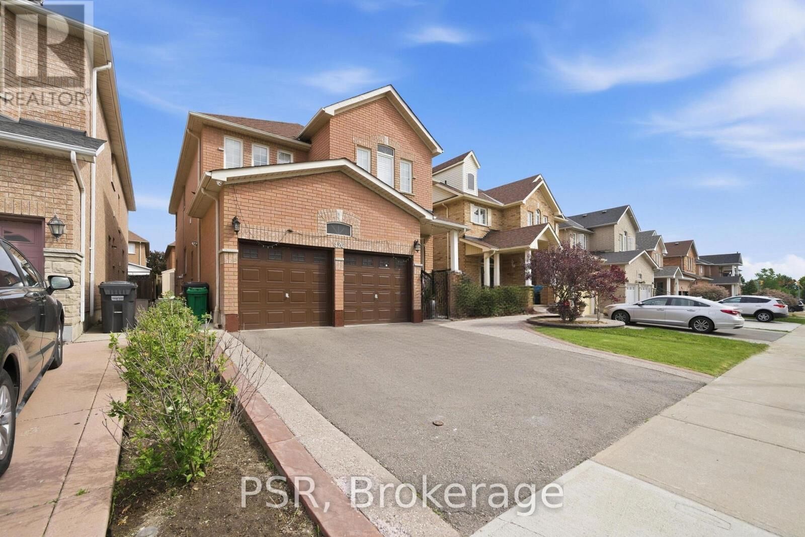 Property Photo:  426 Arrowsmith Drive Lower  ON L5W 1V2 
