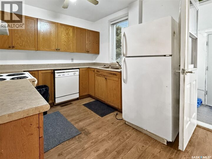 Property Photo: 239 8th Avenue NE SK S9H 2P5