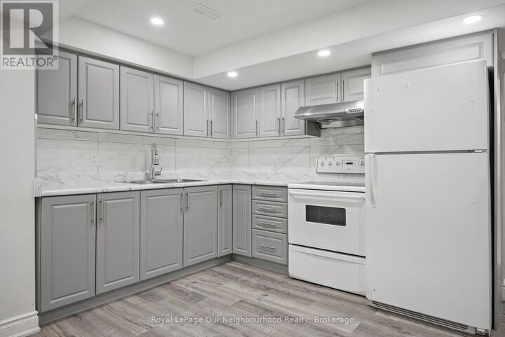 Property Photo: 206 Sunny Meadow Boulevard Bsmt ON L6R 2Y7