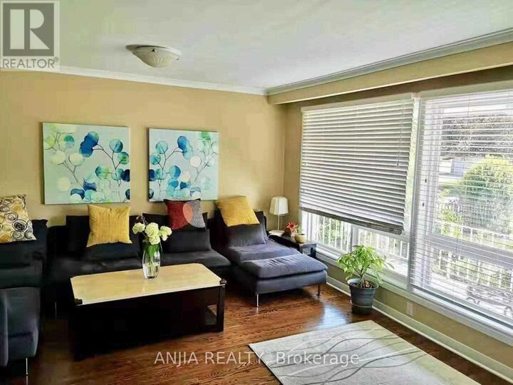 Property Photo:  158 Kingslake Road  ON M2J 3G3 