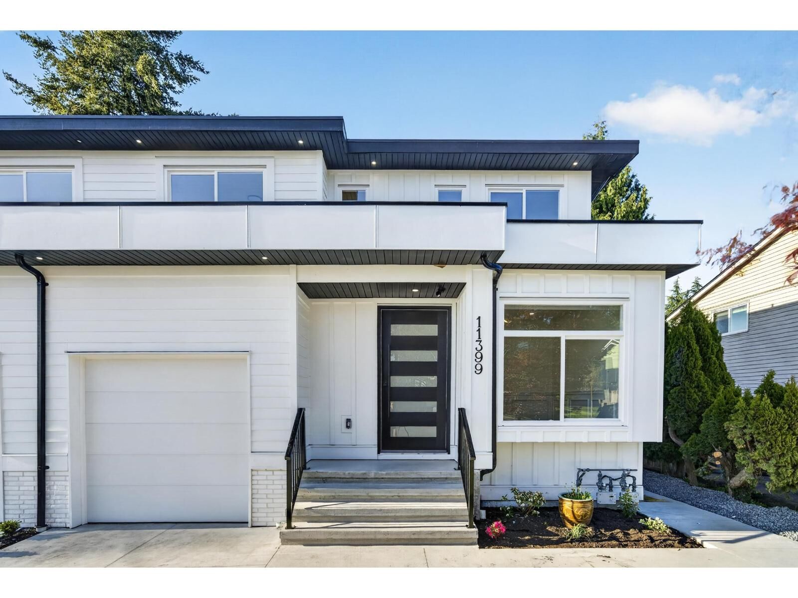 Property Photo: 11399 85A Avenue BC V4C 2V4