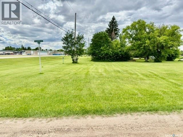 Property Photo:  37-40 Shannon Street  SK S0K 2M0 
