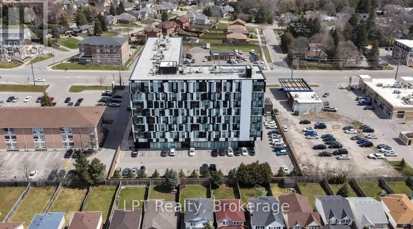 Property Photo:  1900 Simcoe Street North 428  ON L1G 4Y3 