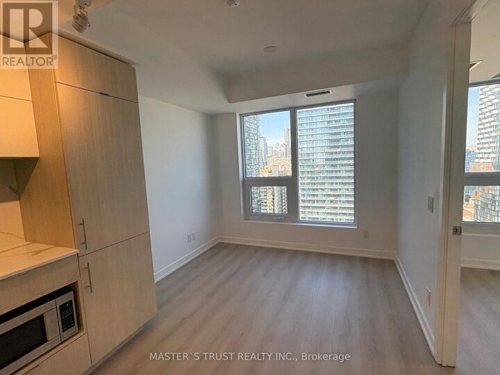 Property Photo:  100 Queen Street East 2302  ON M5C 0B5 