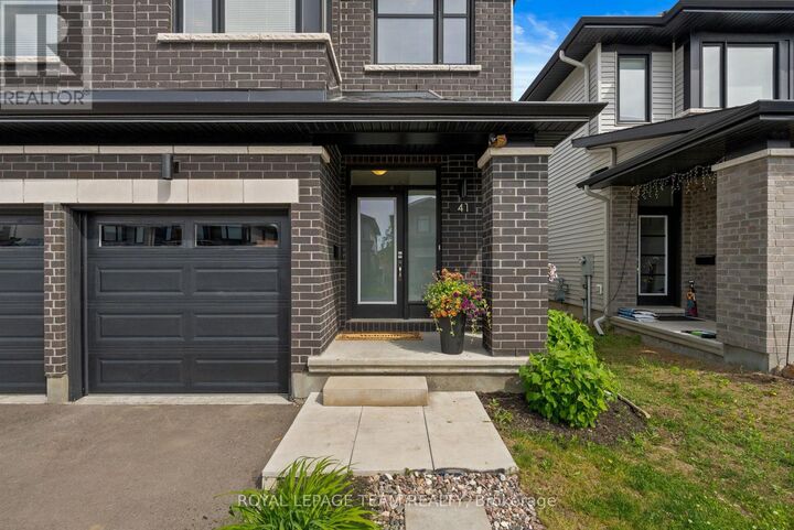 Property Photo: 41 Whooping Crane Ridge ON K4M 0P2