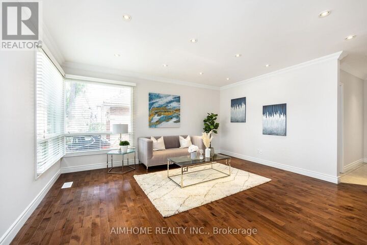 Property Photo:  471 Cummer Avenue  ON M2M 2G4 