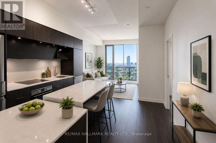 Property Photo:  170 Sumach Street 2404  ON M5A 3K2 