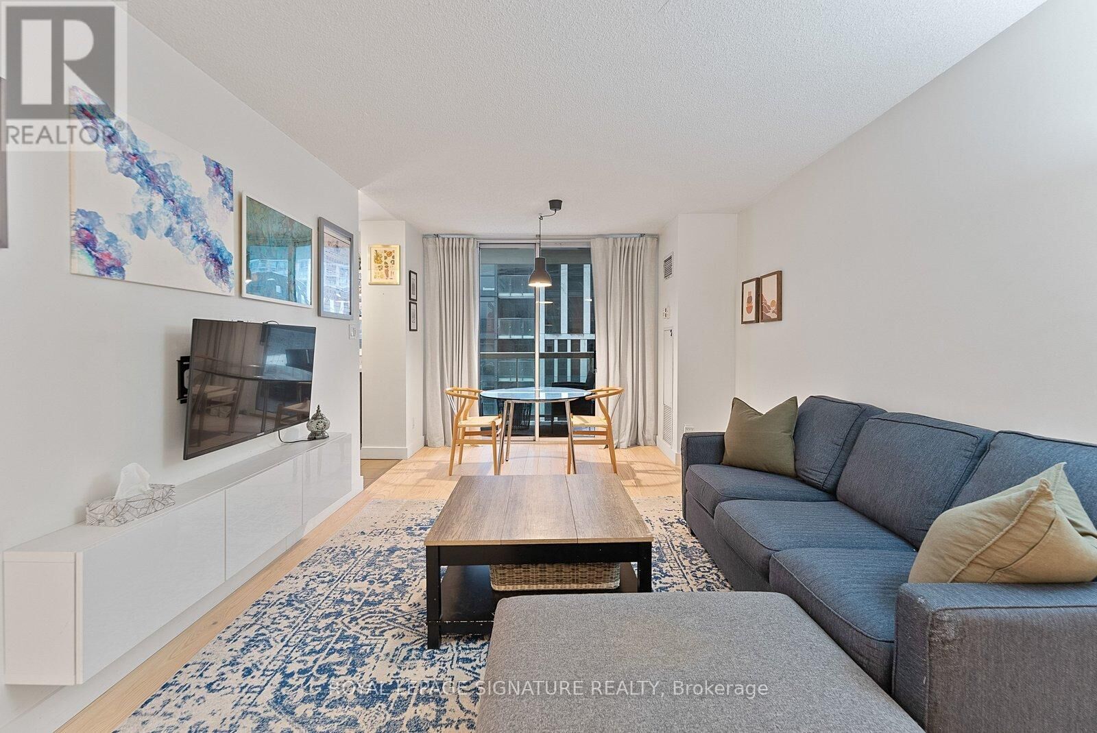 Property Photo: 323 Richmond Street East 412 ON M5A 4R3