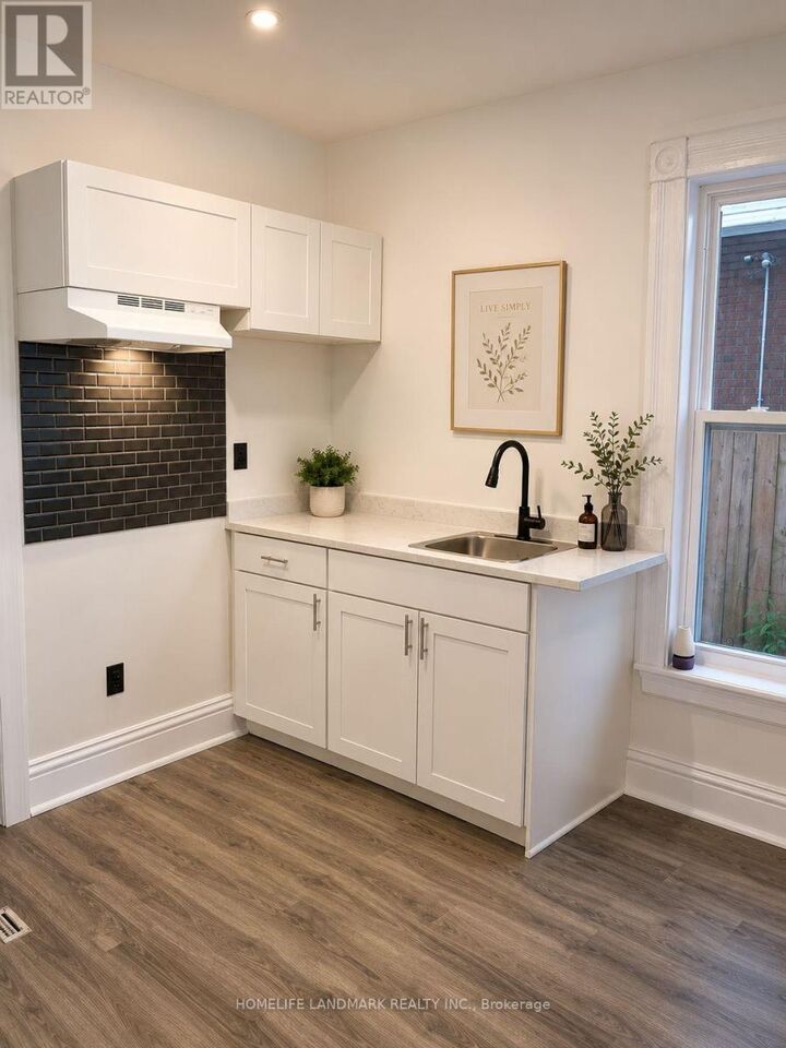 Property Photo: 710 Adelaide Street Unit 2 ON N5Y 2L5