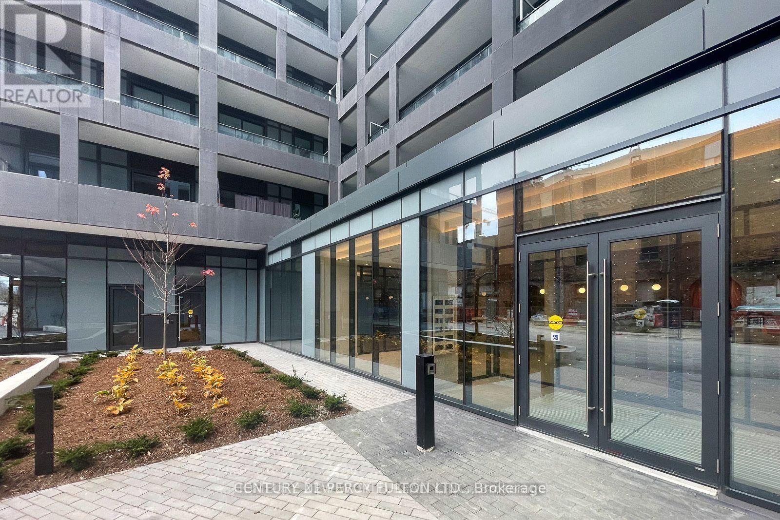 Property Photo: 9 Tecumseth Street 1215 ON M5V 0S5