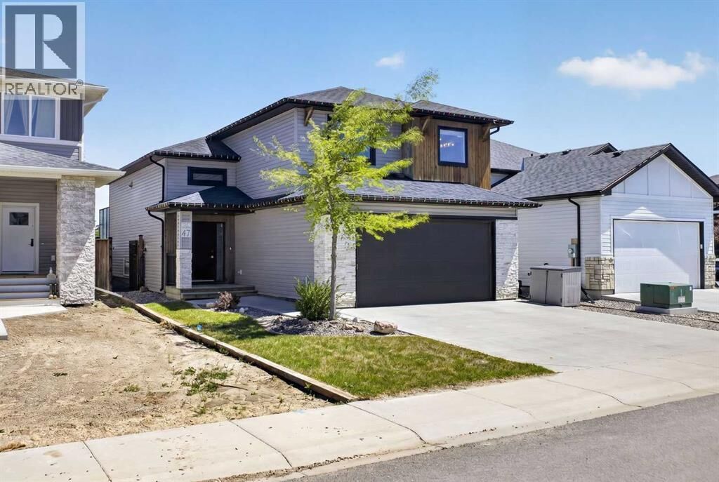 Property Photo: 47 Rivergrove Lane West AB T1K 8E8