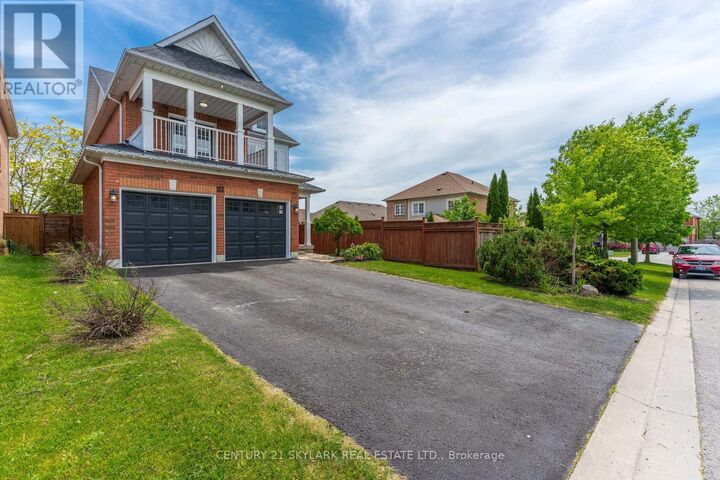 Property Photo: 27 Clair Avenue ON L1M 2G8