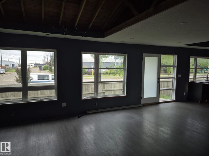 Property Photo: 9859 67 Avenue NW AB T6E 0P3