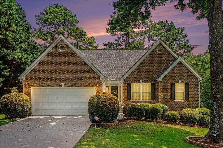 Property Photo: 955 Pebble Bend Drive GA 30017