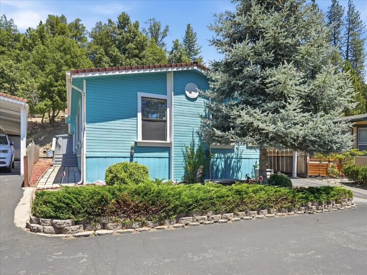 Property Photo: 39737 Road 274 34 CA 93604