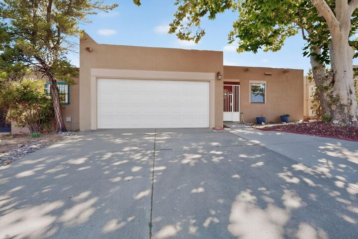 Property Photo:  5740 Manzanillo Loop NE  NM 87111 