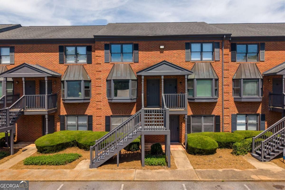 Property Photo: 550 Dearing Street 23 GA 30606