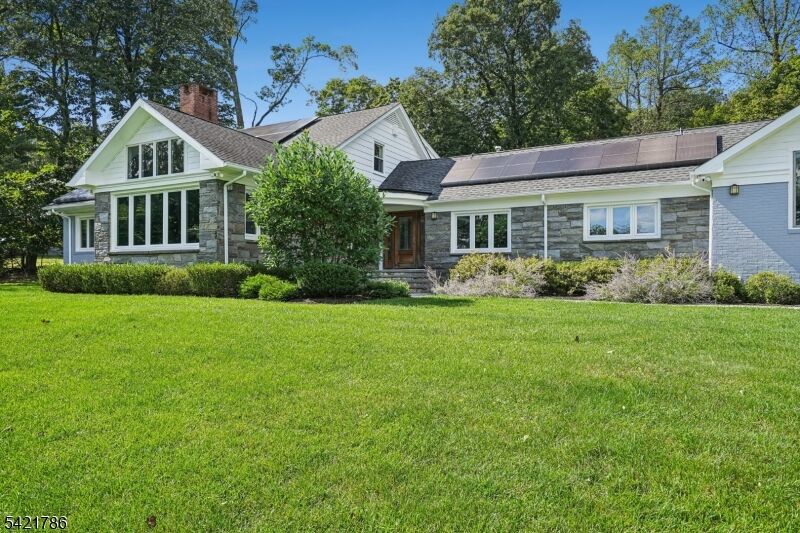Property Photo:  99 Gregory Ave  NJ 07052 