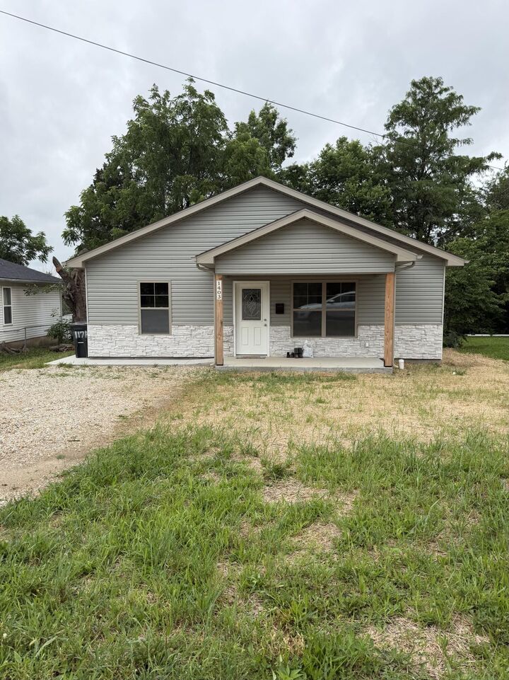 Property Photo:  1403 N Western Street  MO 65265 