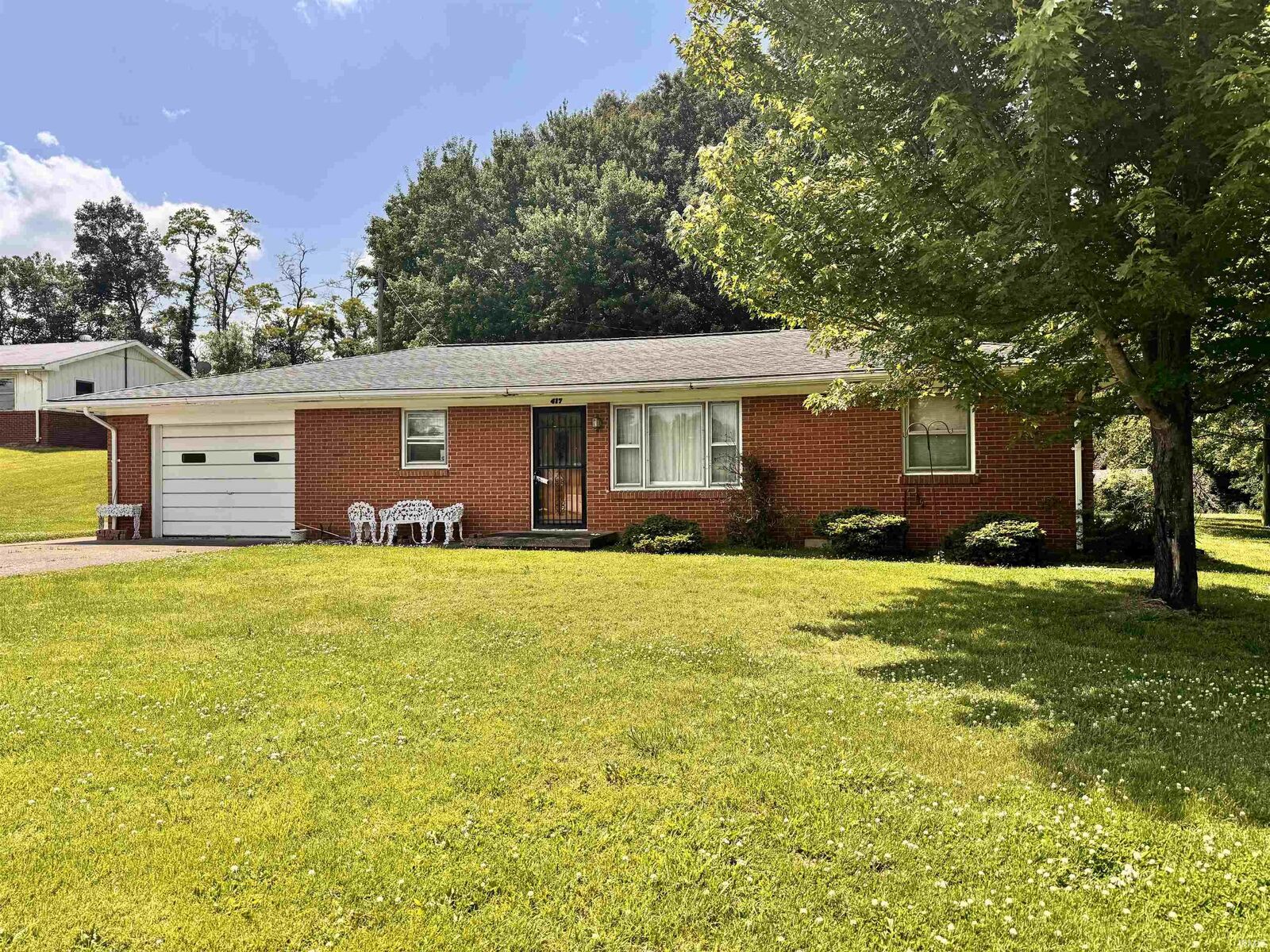 Property Photo:  417 S Main Street  IN 47611 