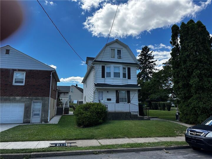 Property Photo:  134 E High Street  PA 18055 