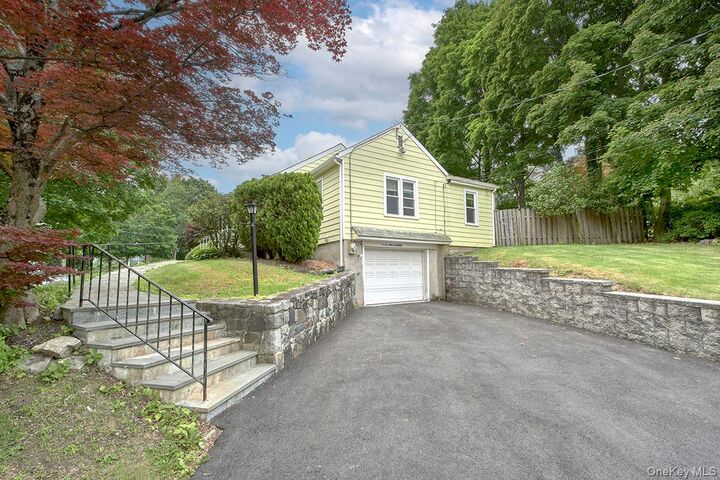 Property Photo: 910 Linda Avenue NY 10594