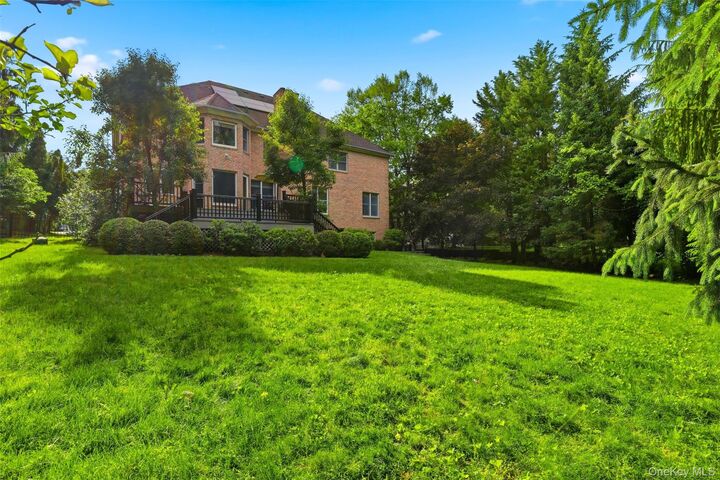 Property Photo:  19 Shelley Lane  NY 10604 