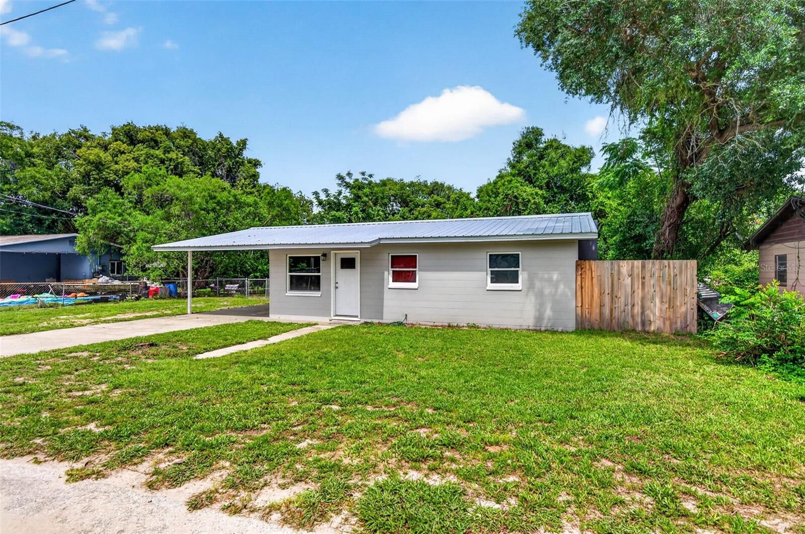 Property Photo: 14002 Morgan St FL 33525