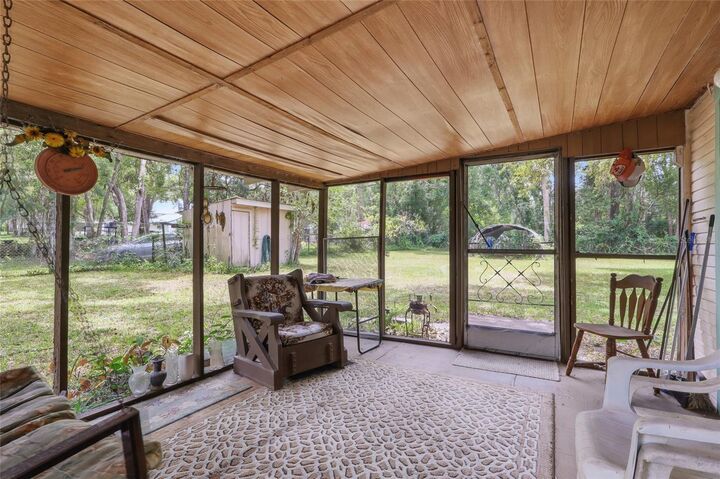 Property Photo:  242 Zoller Street  FL 34601 