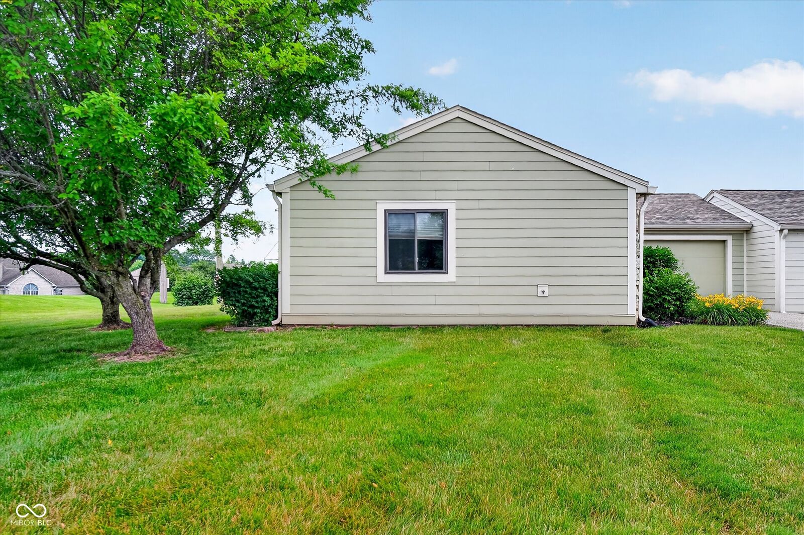 Property Photo: 5753 Bradston Way IN 46237