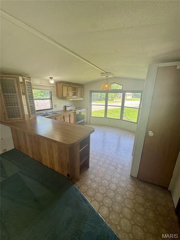 Property Photo: 790 Fieldcrest Drive MO 63026