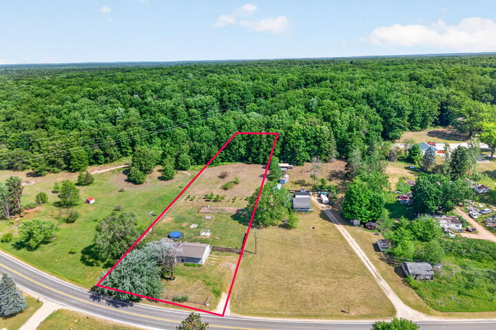 Property Photo:  4717 E Fillmore Road  MI 49349 