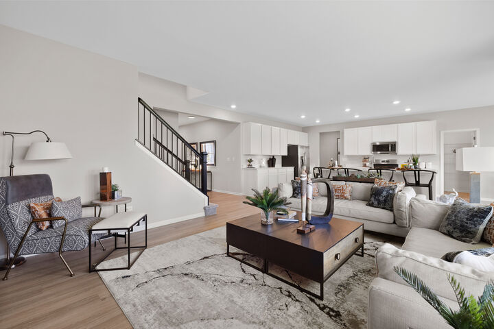 Property Photo: 1506 Kinwood Road IL 60177