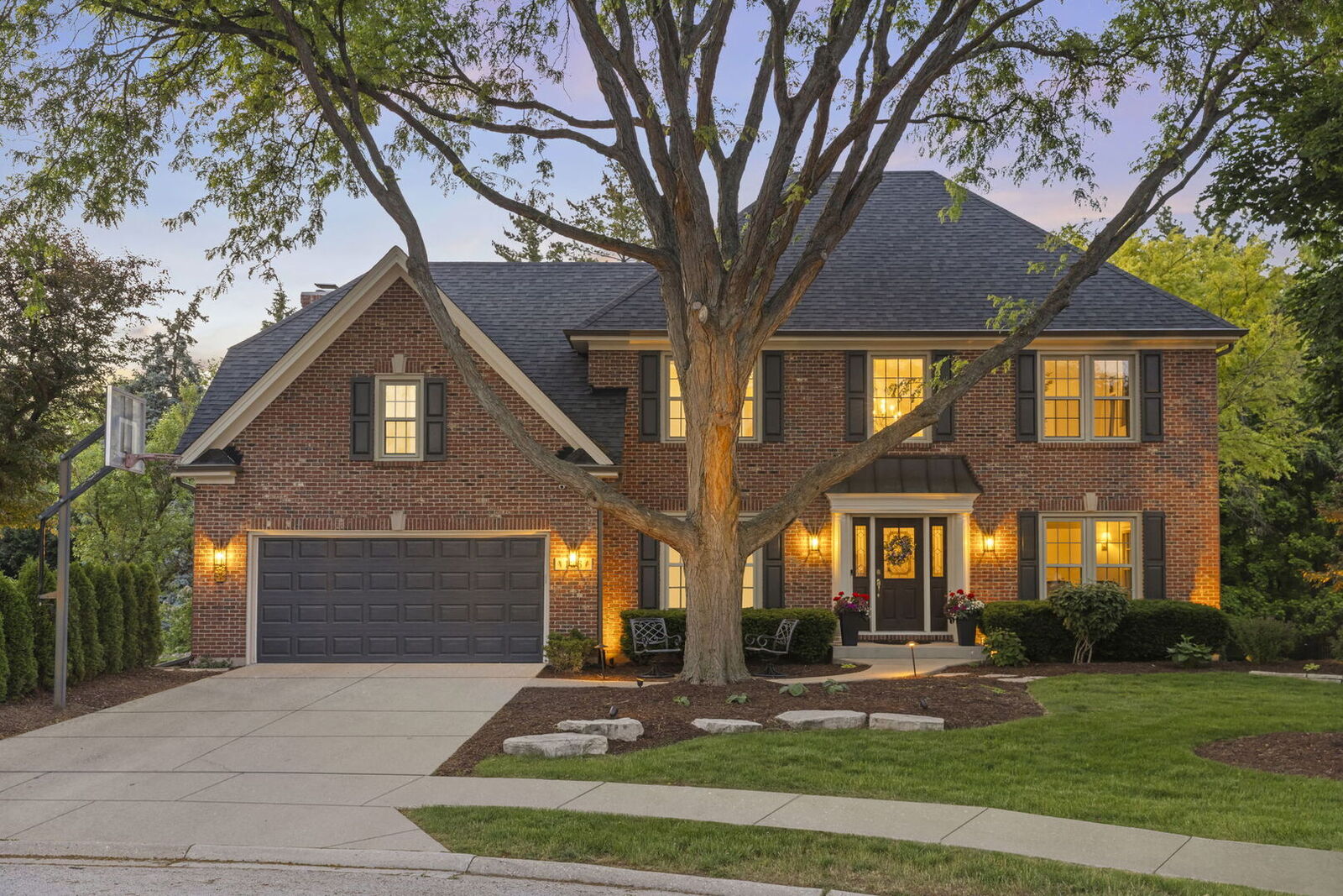 Property Photo:  126 Stableford Drive  IL 60137 