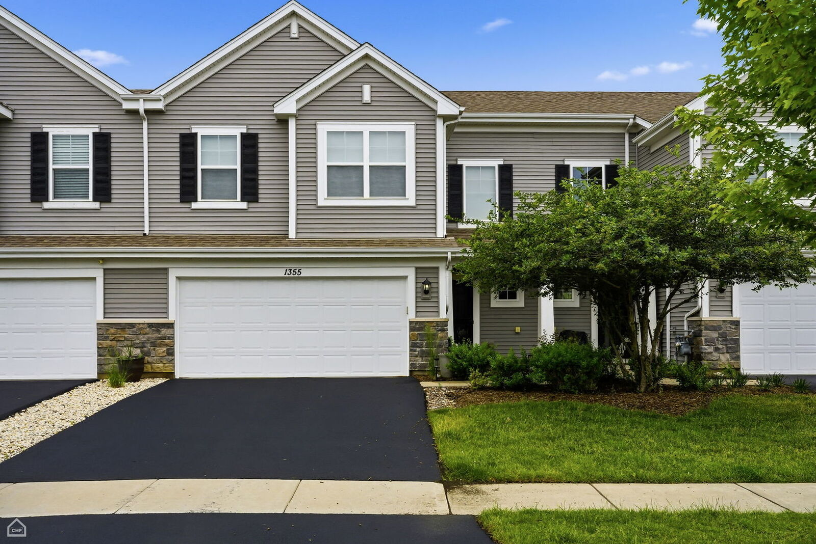 Property Photo:  1355 Lighthouse Lane  IL 60140 
