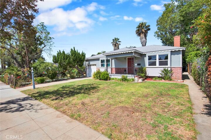 Property Photo: 269 N Alta Vista CA 91016