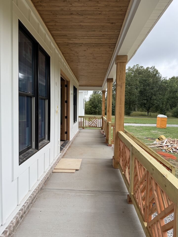 Property Photo: 3725 Ledford Mill Rd TN 37183