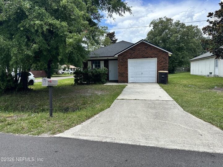 Property Photo: 1394 Manotak Avenue FL 32210