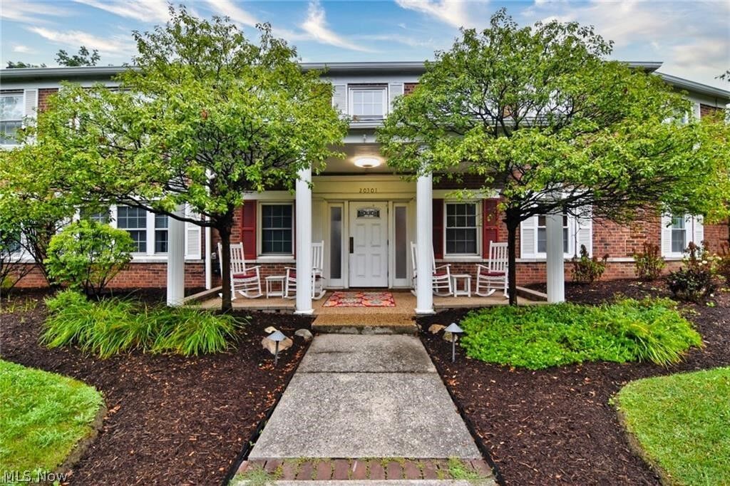 Property Photo:  20301 Shelburne Road 9B  OH 44118 