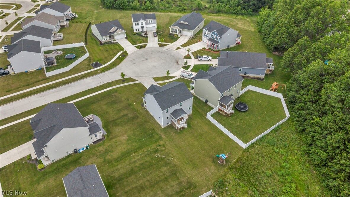 Property Photo: 704 Maple Hollow Court OH 44035