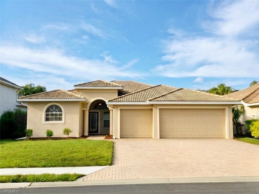 Property Photo: 12509 Gemstone Ct FL 33913