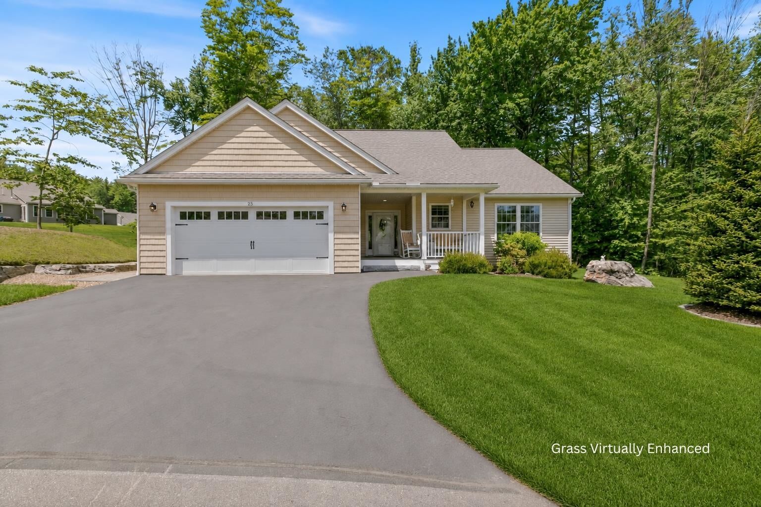 Property Photo: 25 Ridgeview Drive NH 03034