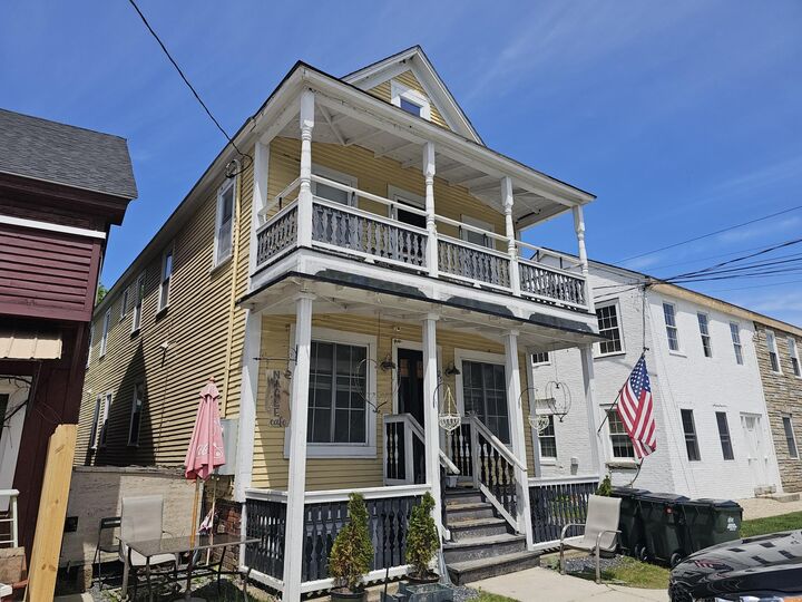 Property Photo: 25 Central Square NH 03465