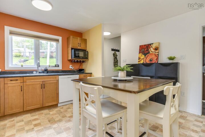 Property Photo:  62 Topsail Boulevard  NS B2W 4A6 