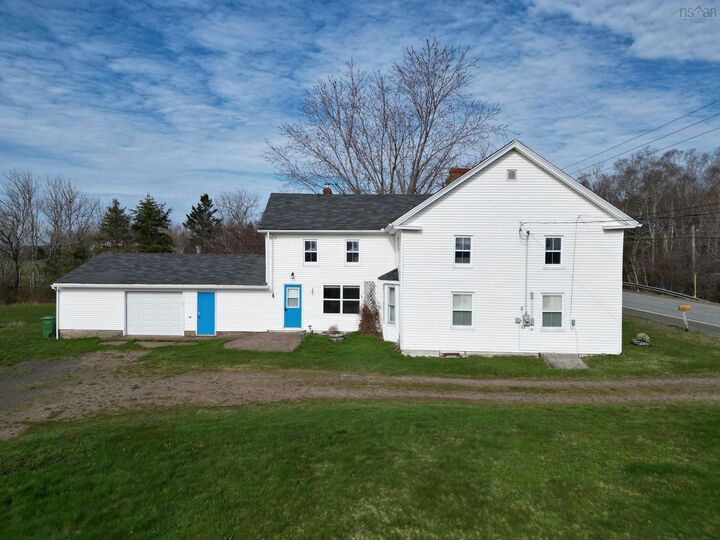Property Photo: 4308 Highway 2 NS B0M 1J0
