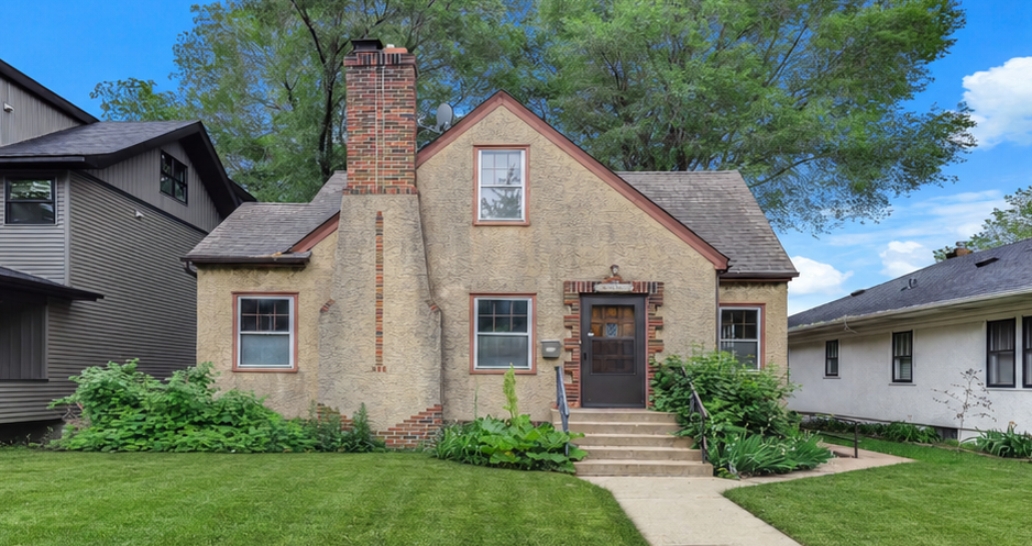 Property Photo:  75 Cleveland Avenue S  MN 55105 